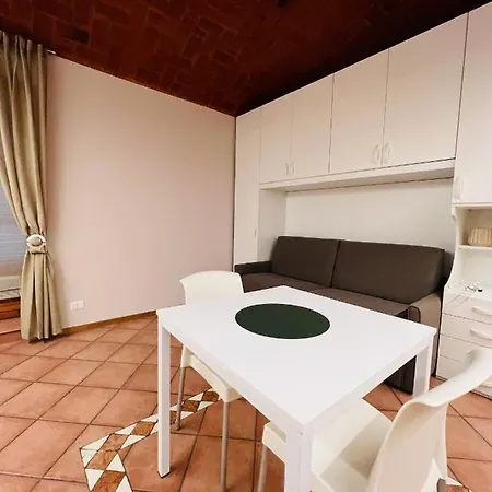 V Apartamento *